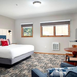 Standard Room Non-Lakeview